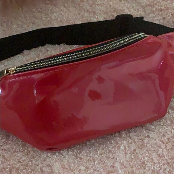 Red glitter Fanny   - Picture 3 of 8